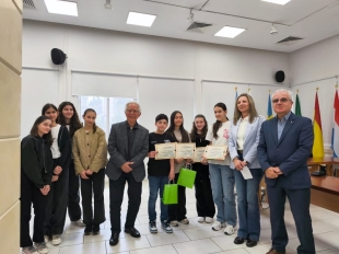 Τιμητική Εκδήλωση - Βράβευση μαθητών/ριών που διακρίθηκαν στον διαγωνισμό ανάγνωσης λογοτεχνικού βιβλίου «Βιβλιοδρομίες 2024»